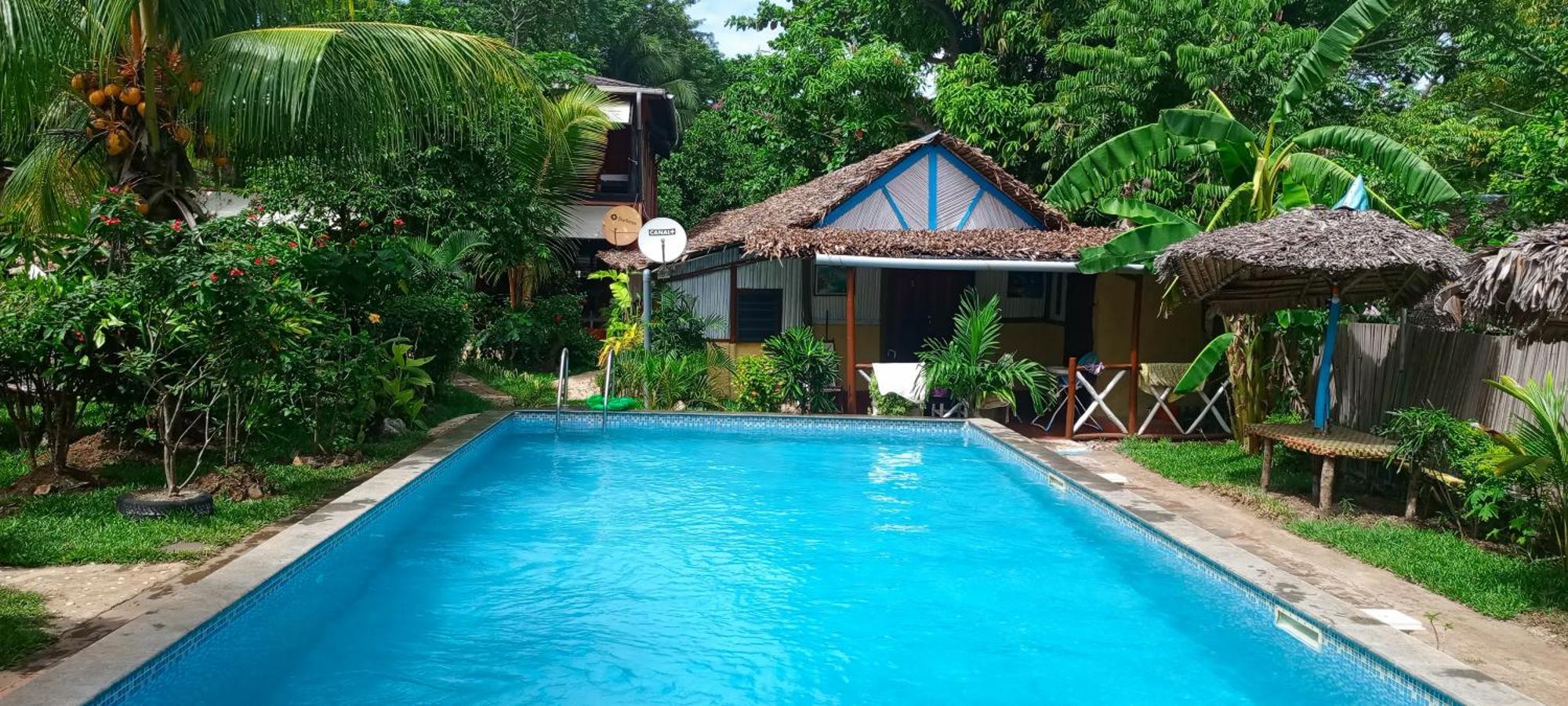 Hotel Piscine Bimoko Nosy-Be Esterno foto