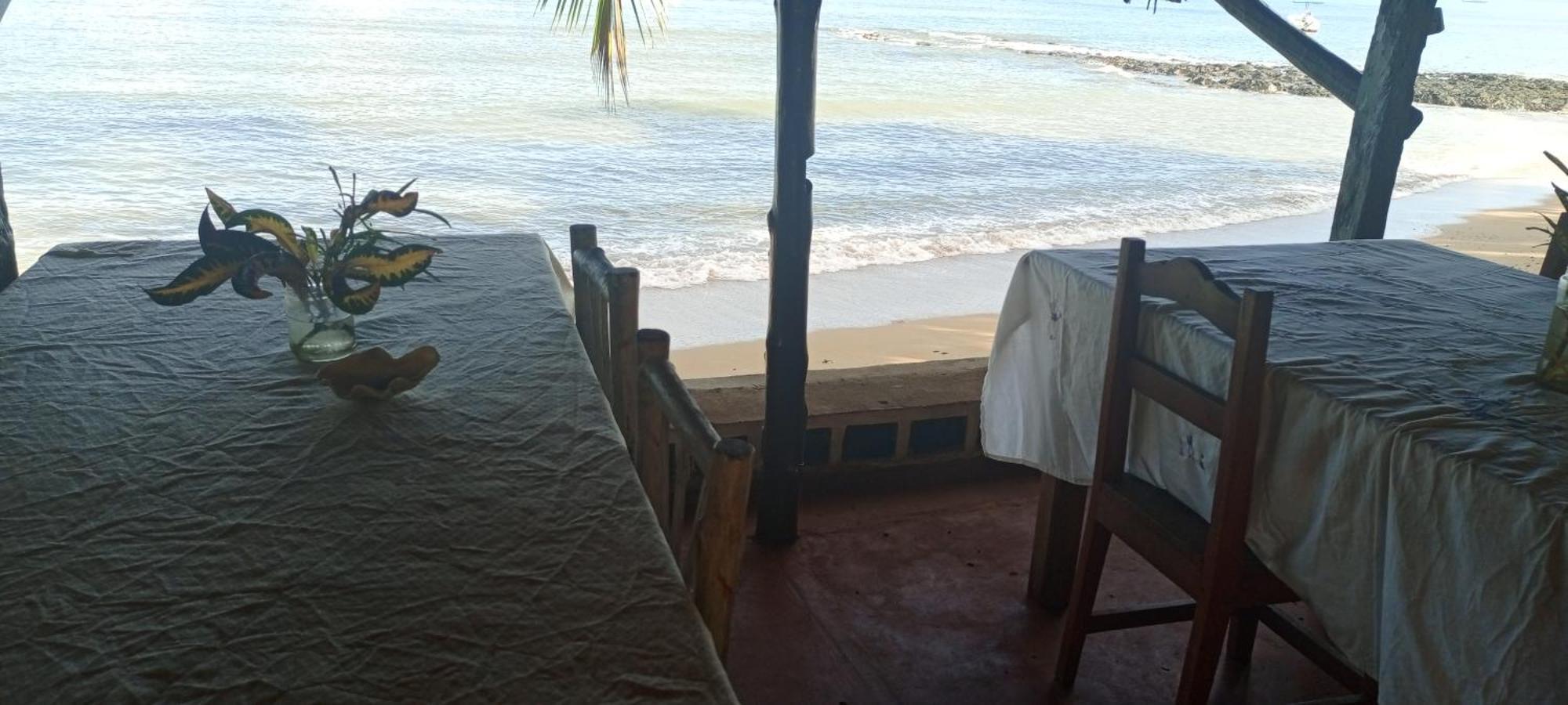 Hotel Piscine Bimoko Nosy-Be Esterno foto