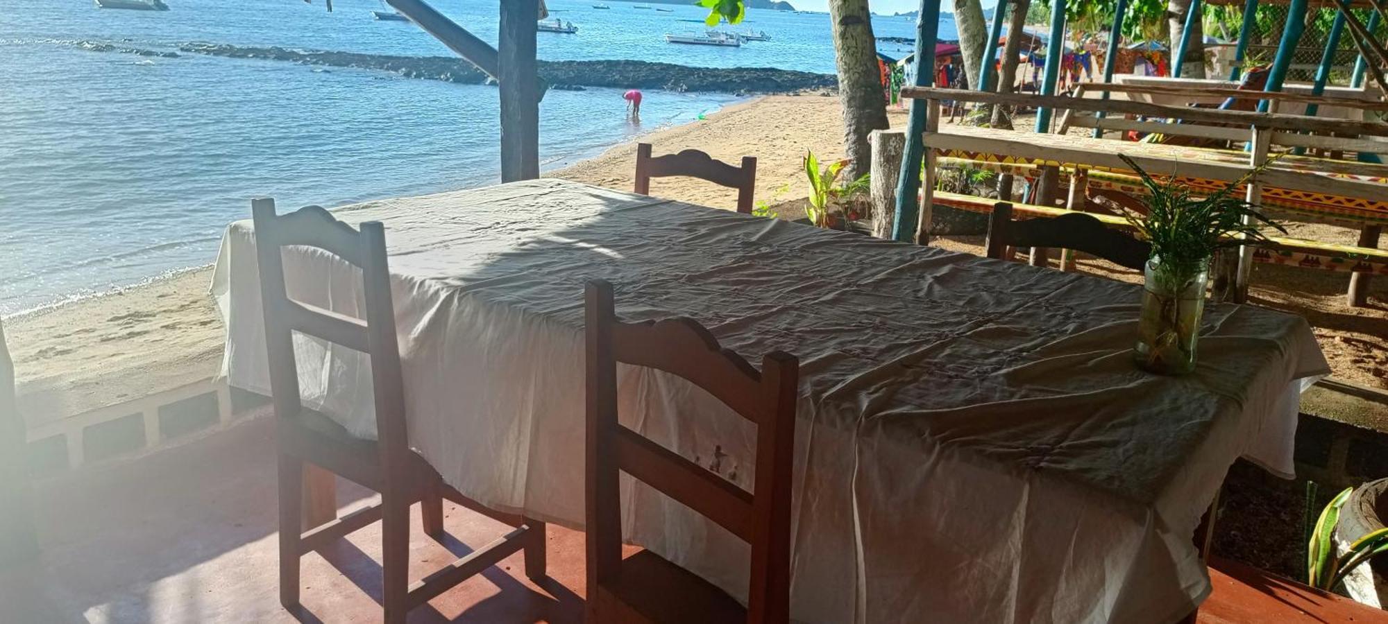 Hotel Piscine Bimoko Nosy-Be Esterno foto