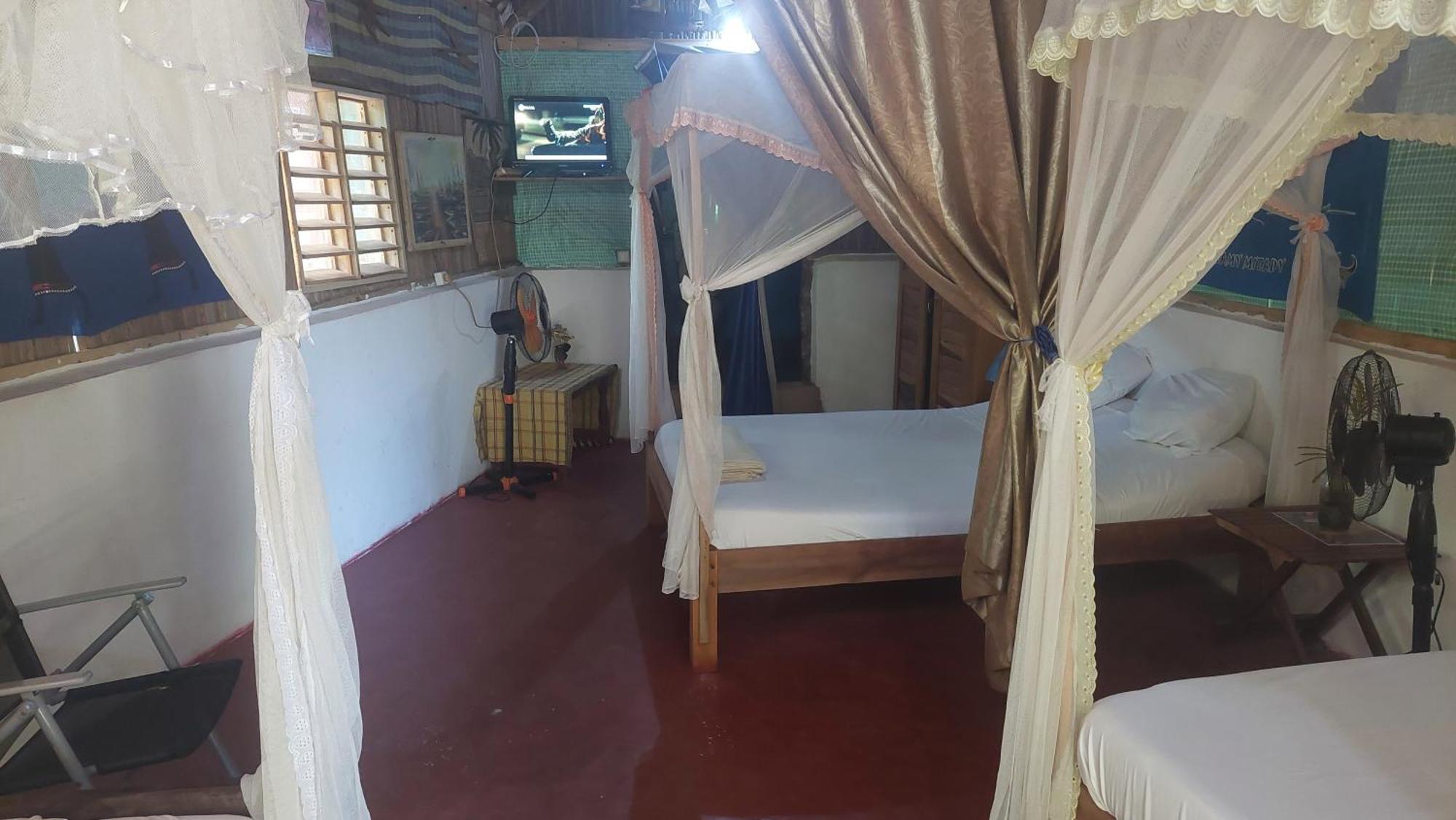 Hotel Piscine Bimoko Nosy-Be Esterno foto