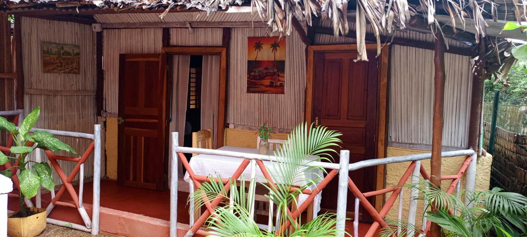 Hotel Piscine Bimoko Nosy-Be Esterno foto